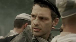 영화 [사울의 아들] 지옥 한가운데서 인간의 존엄을 찾아 헤매는 비인간적 몸부림