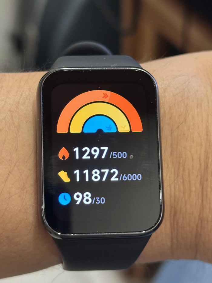 샤오미-스마트-밴드-8-프로