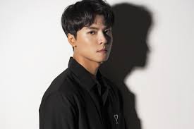 뮤지컬배우-백형훈
