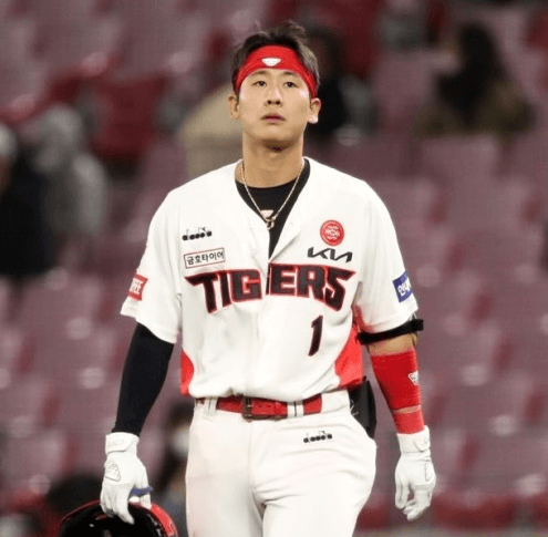 기아타이거즈 TOP 10 연봉 잘생긴 야구선수 박찬호