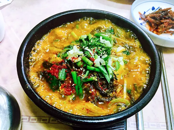 이만기 동네한바퀴 메기찜 50여 년 전통의 삼대 메기 빠가사리 매운탕 찜 전남 장성 장성호 맛집 소개