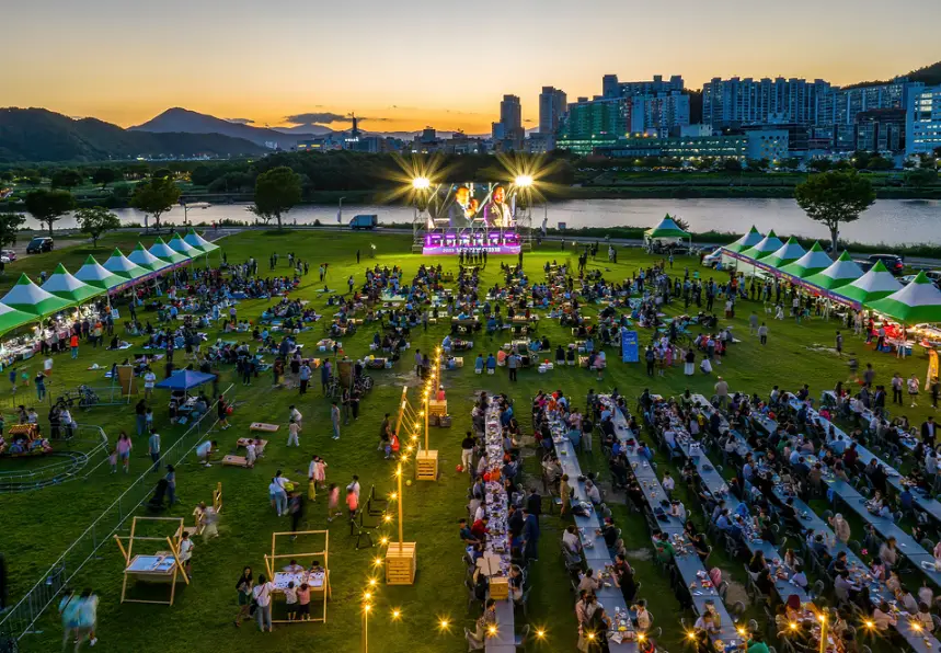 라면축제-행사장