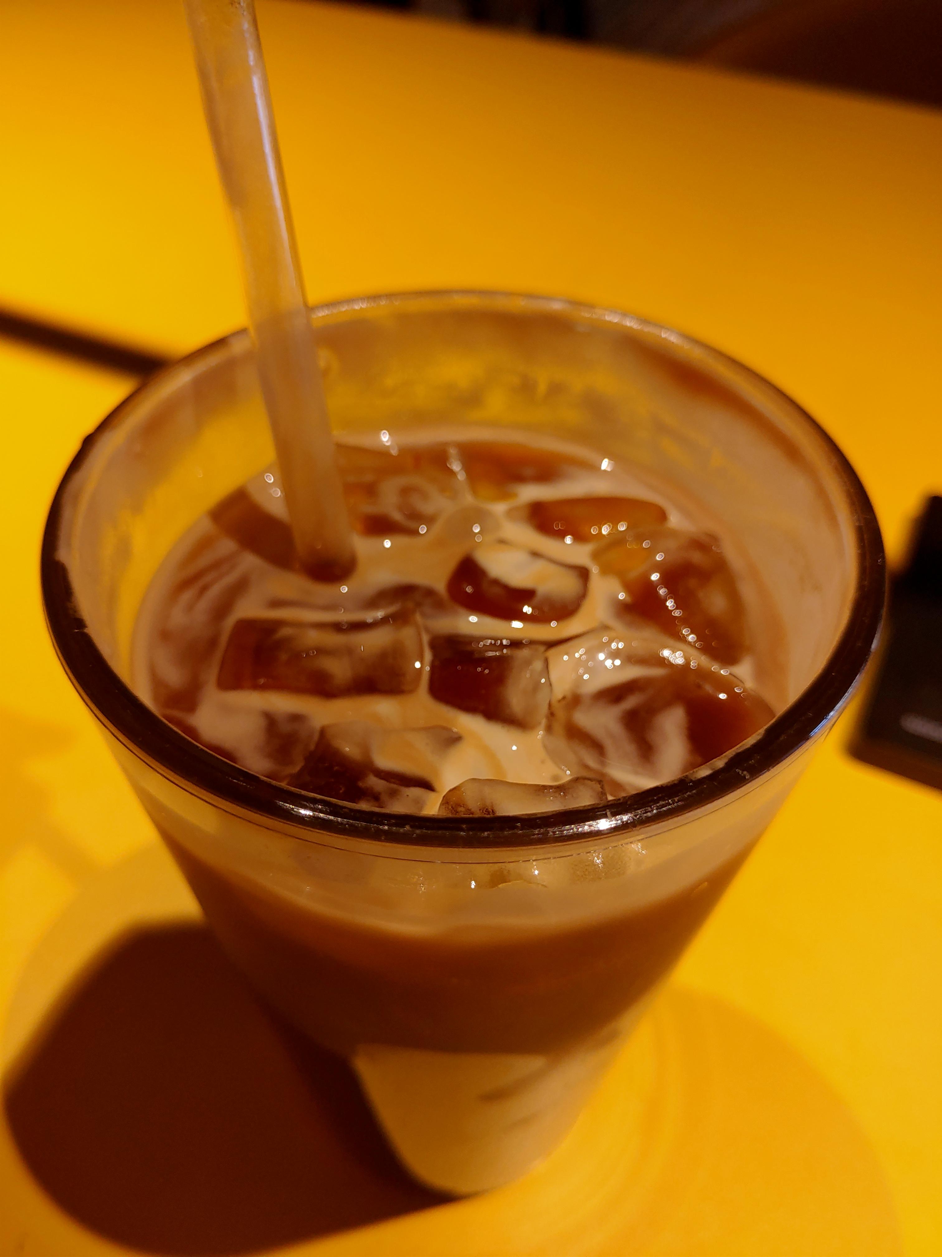 카페 파스쿠찌 아메리카노