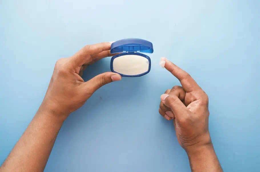 대상포진 바르는 약의 모습