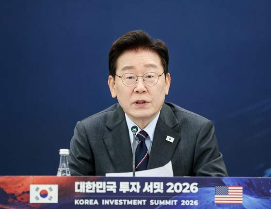 이대통령 지지율 37.9% 2주 연속 상승｜국민의힘 39.4%&middot;민주당 38.7% 오차범위 내 역전 의미