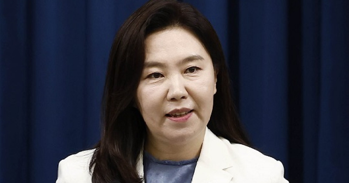 대통령실은 청년 소통 강화를 위한 청년담당관직을 신설