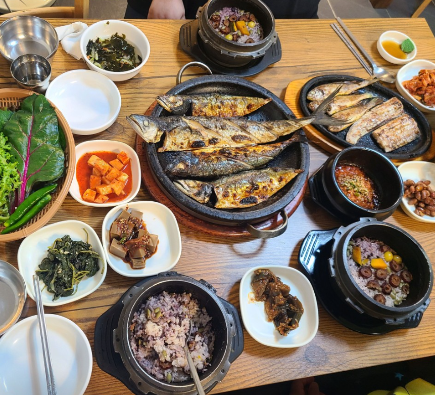 맹돌이생선구이쌈밥