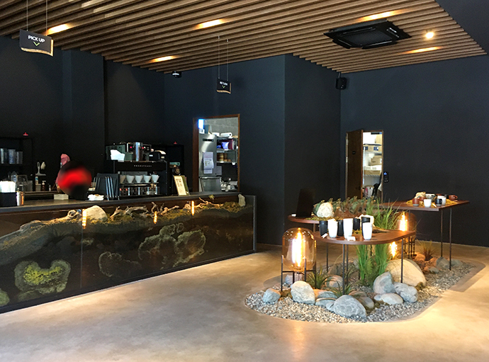 어나더사이드-내부4