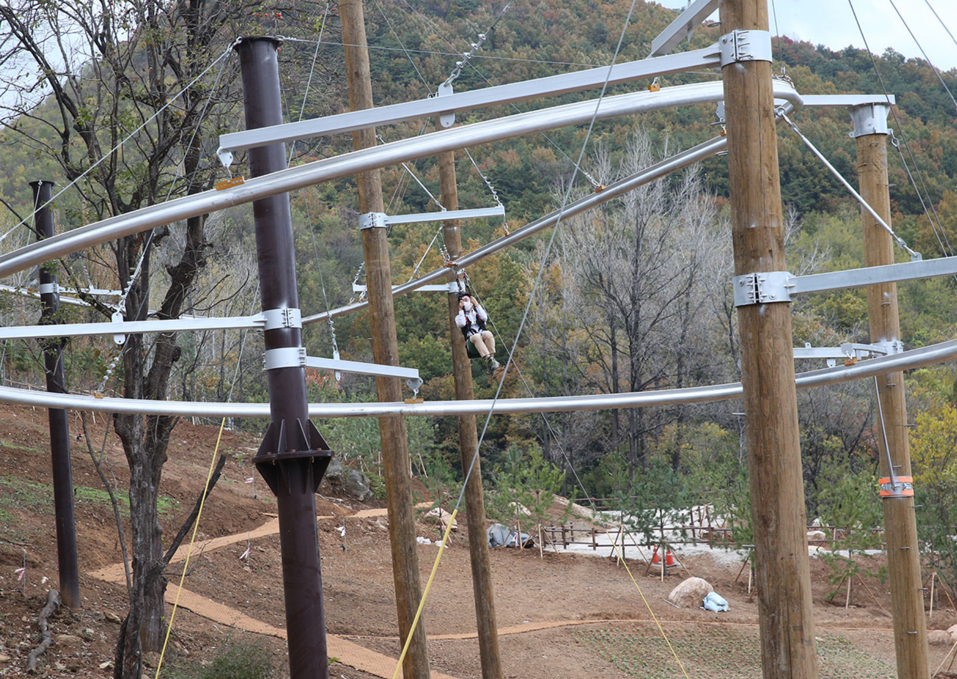 집라인 탑승화면 사진입니다.