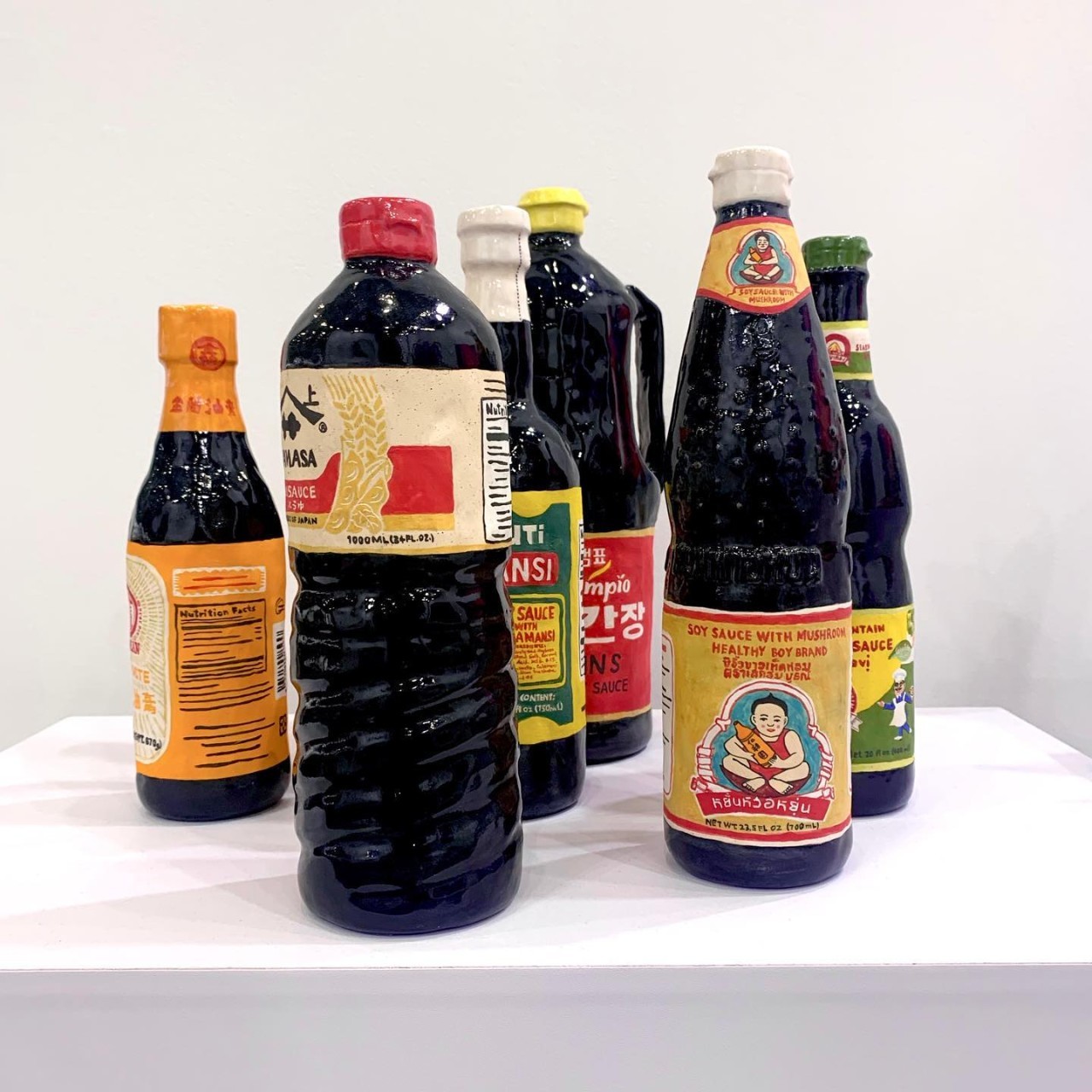 스테파니 H. 시(Stephanie H. Shih)&#44; 미국&#44; 도예가&#44; 도자기로 만든 가정용품들&#44; 현재