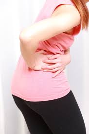 오른쪽 갈비뼈 아래 통증