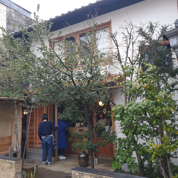 교토 카페 투어 ② 위켄더스 커피&#44; 스마트 커피&#44; 스텀프타운 커피&#44; 가라후네야 커피 (니시키 시장)