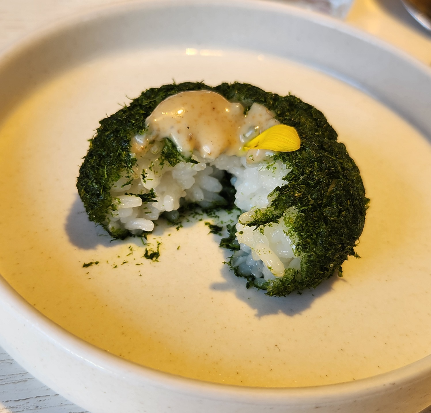 감태육회주먹밥