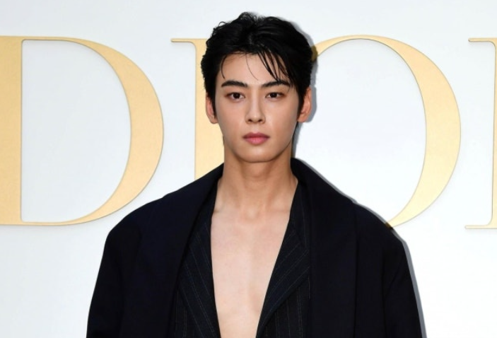 차은우 도청 50대 여성 