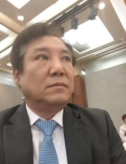 건진법사 프로필