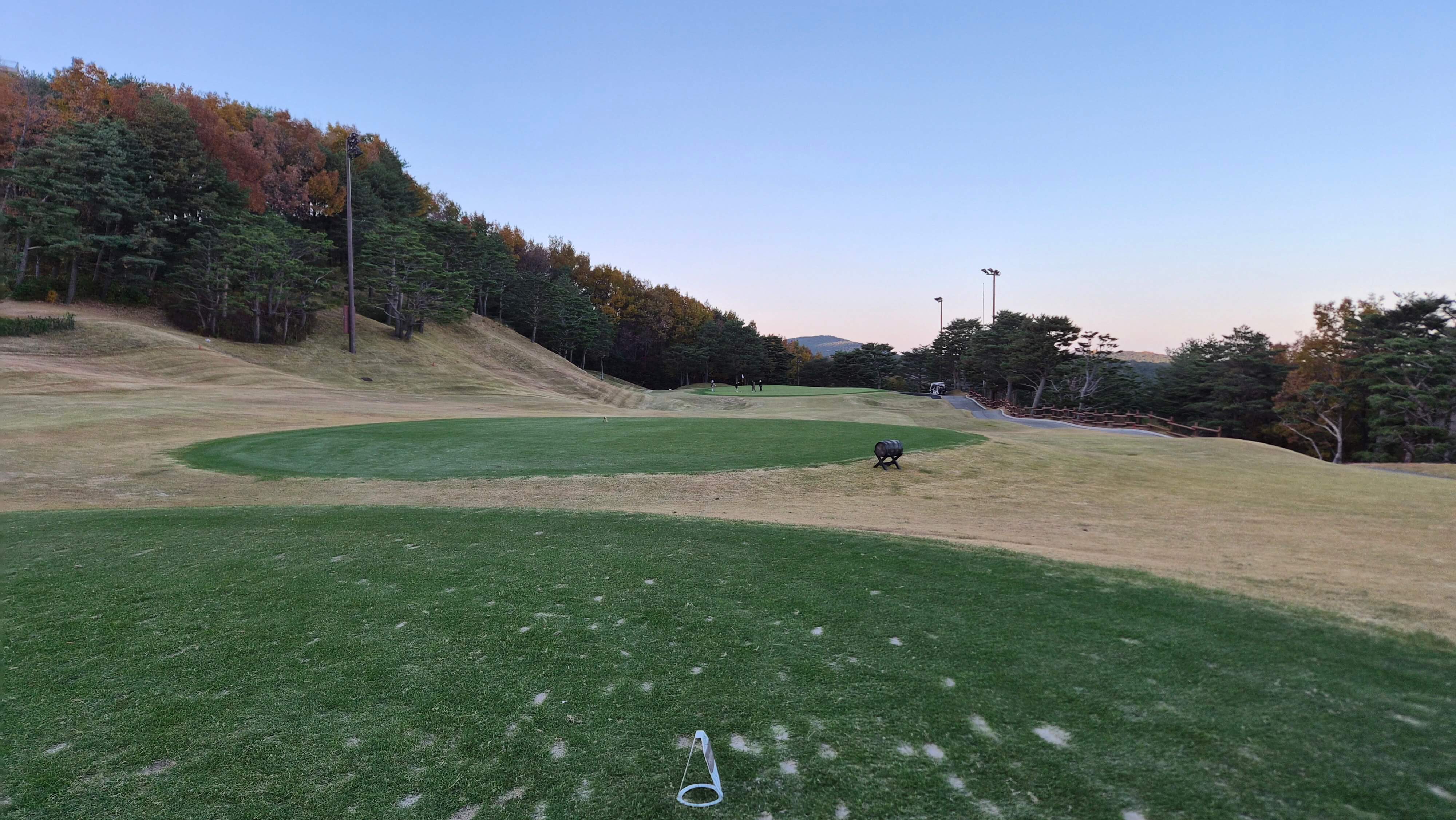 골프장 경험담 소노펠리체cc델피노 설악산 울산바위와 탁 뜨인 동해 바다 소나무가 멋진곳