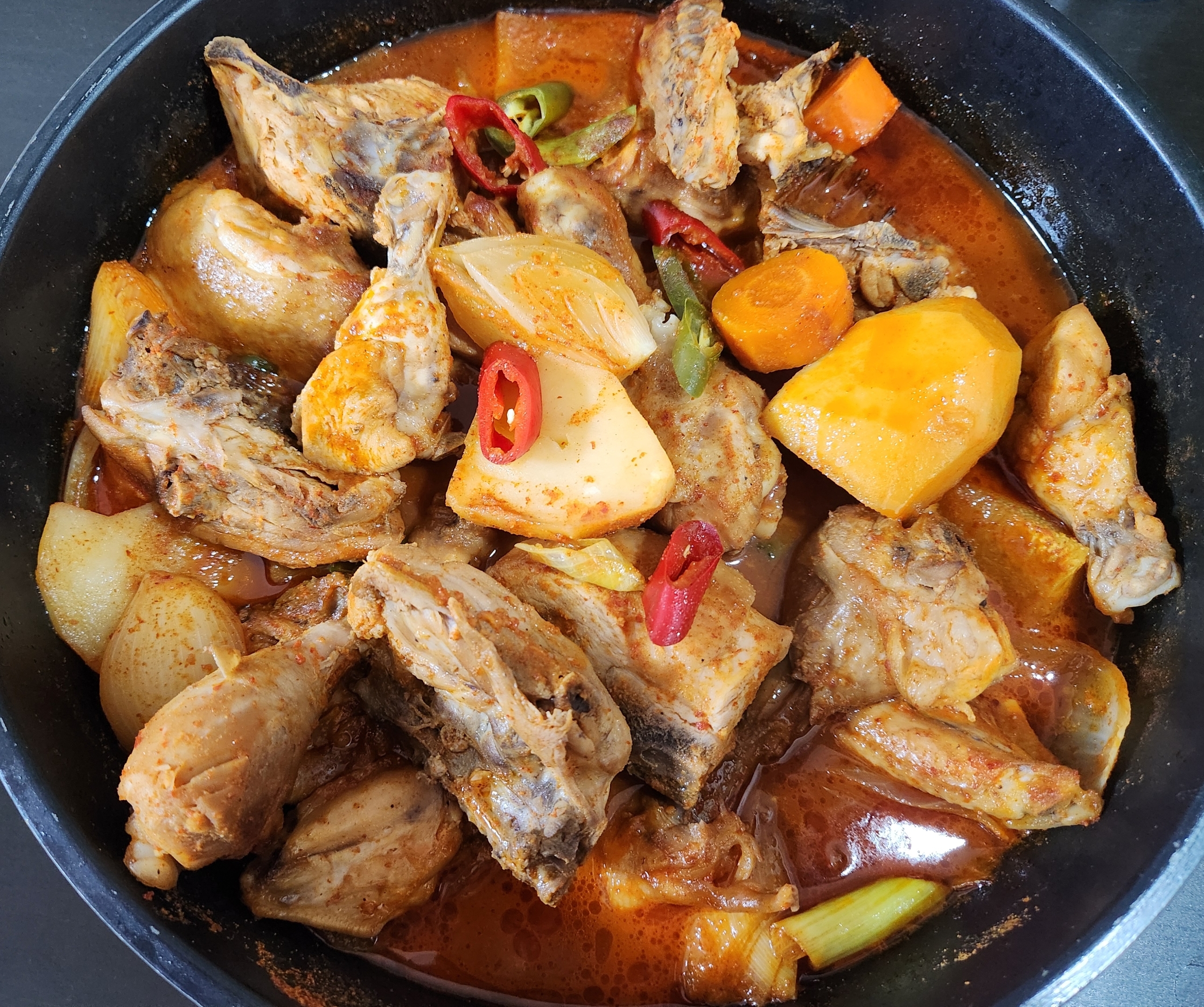 닯복음탕이 완성된 모습니다.