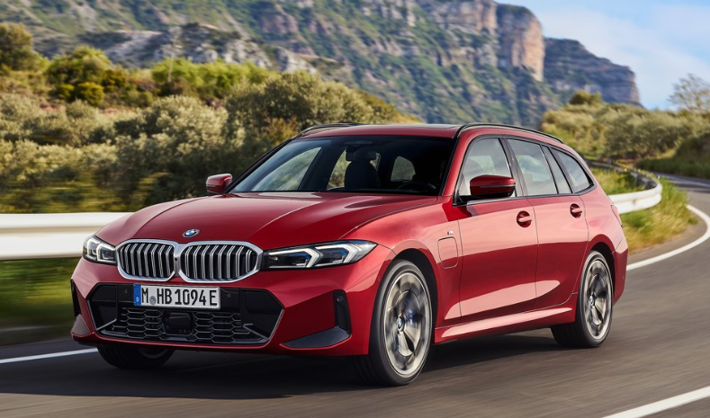 25년형 BMW 320i 투어링 사진