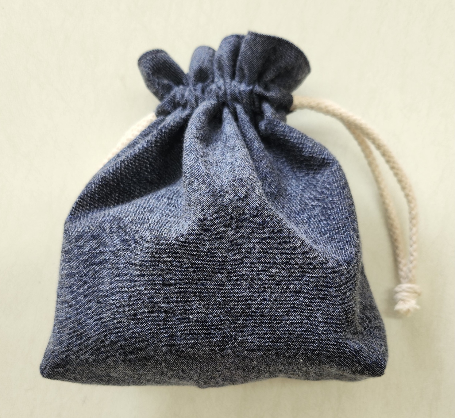 π μ§μ λ§λ μ‘°λ₯΄κ² νμ°μΉ