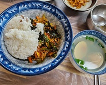 백합무침비빔밥