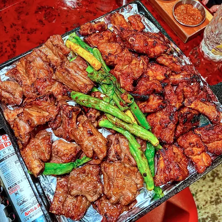 줄서는식당 김준호 추천 고추장 삼겹살, 숯불 초벌 쪽갈비, 물갈비 구수한 청국장 맛있는 식당 강남 선릉역 맛집 소개