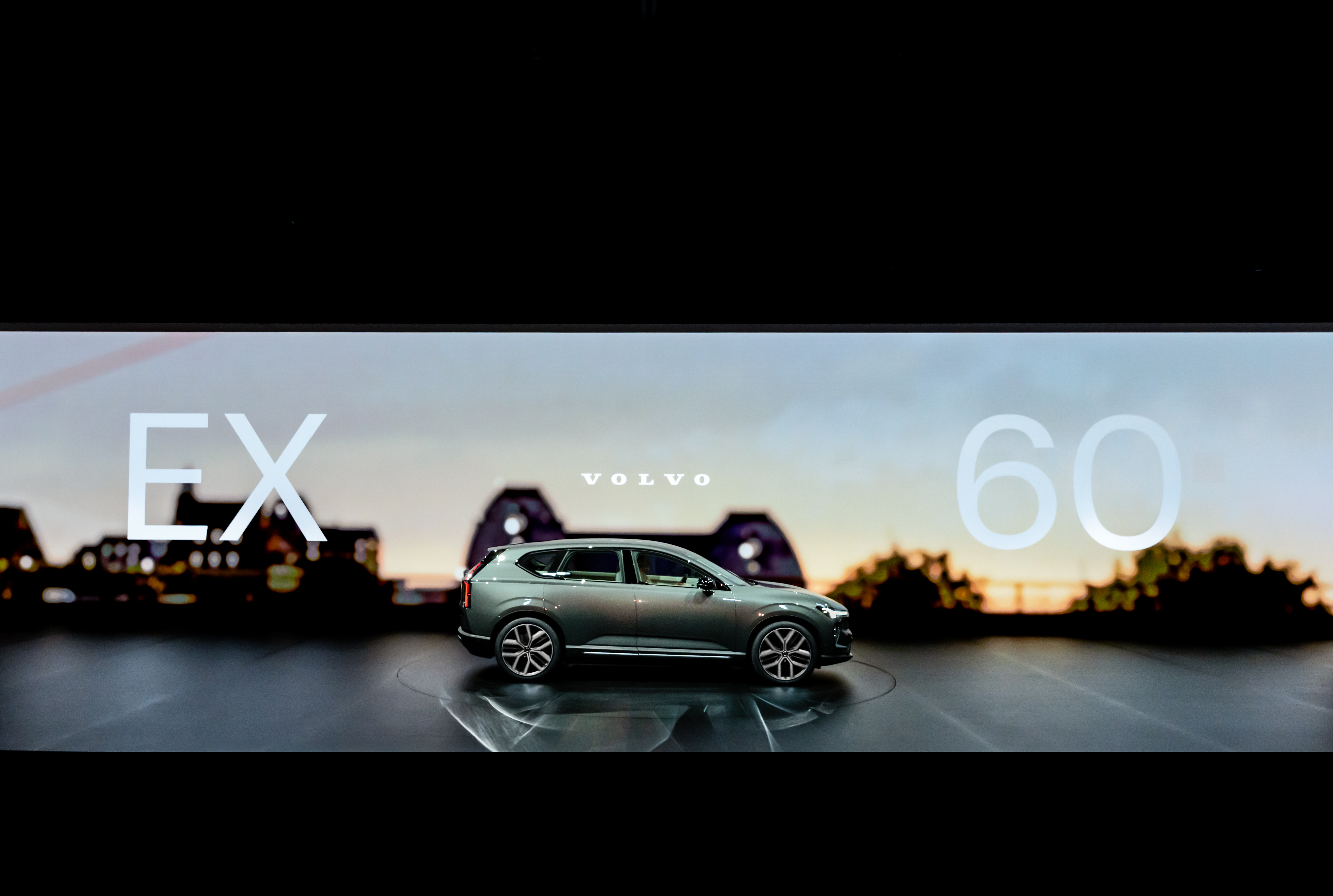 볼보ex60