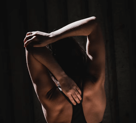 현대인의 통증: 목/어깨/허리 스트레칭 &amp;바른 자세
