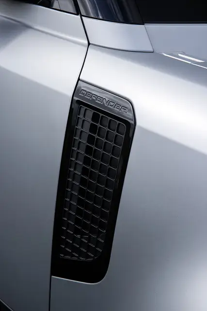 랜드로버 디펜더 90 이미지 내부