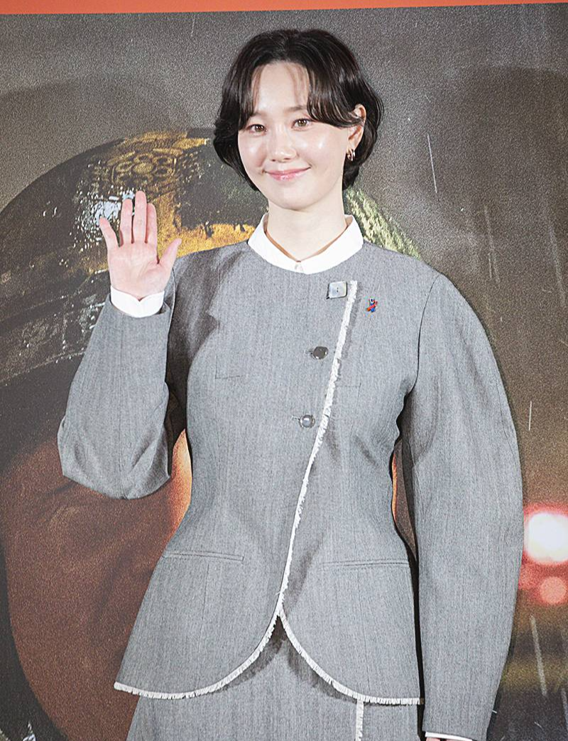배우-이유영