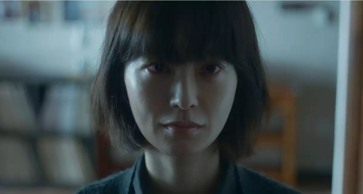 영화 잠-신경이 예민해진 수진