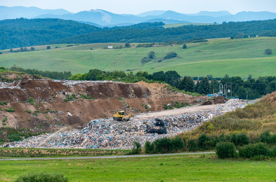 쓰레기 매립지의 예술적 변신