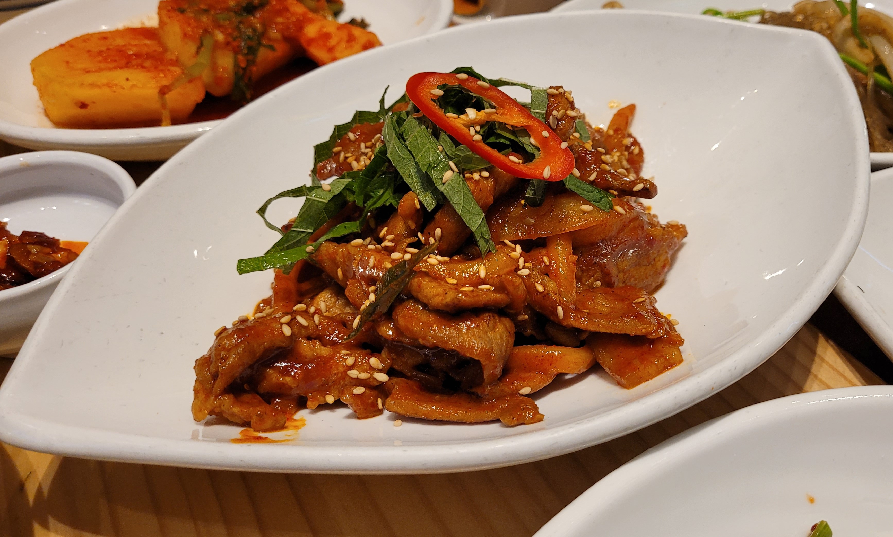 금등어 직화 제육 볶음