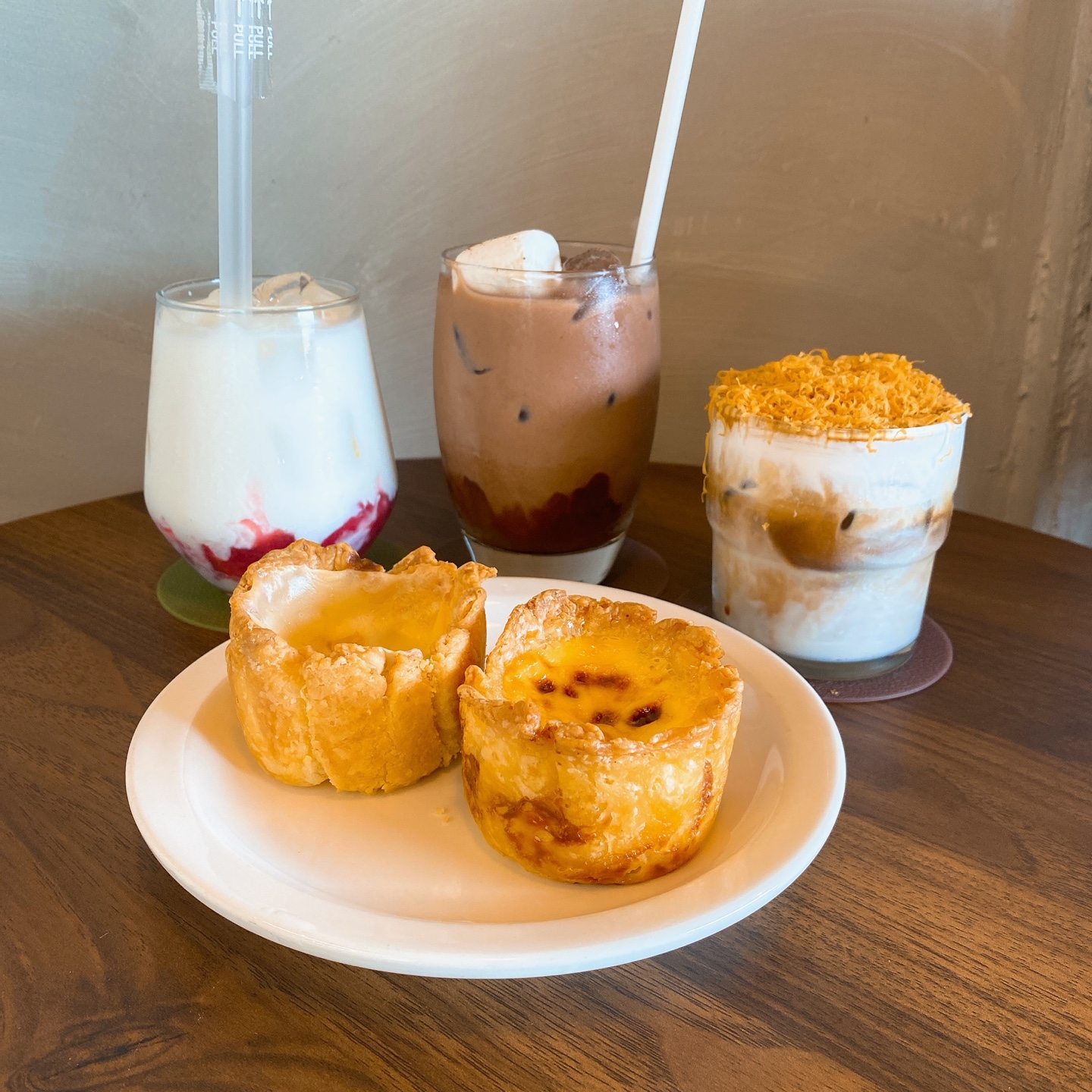 제주 서귀포 성산 혼인지 돌창고 개조 돌집 카페 고요히