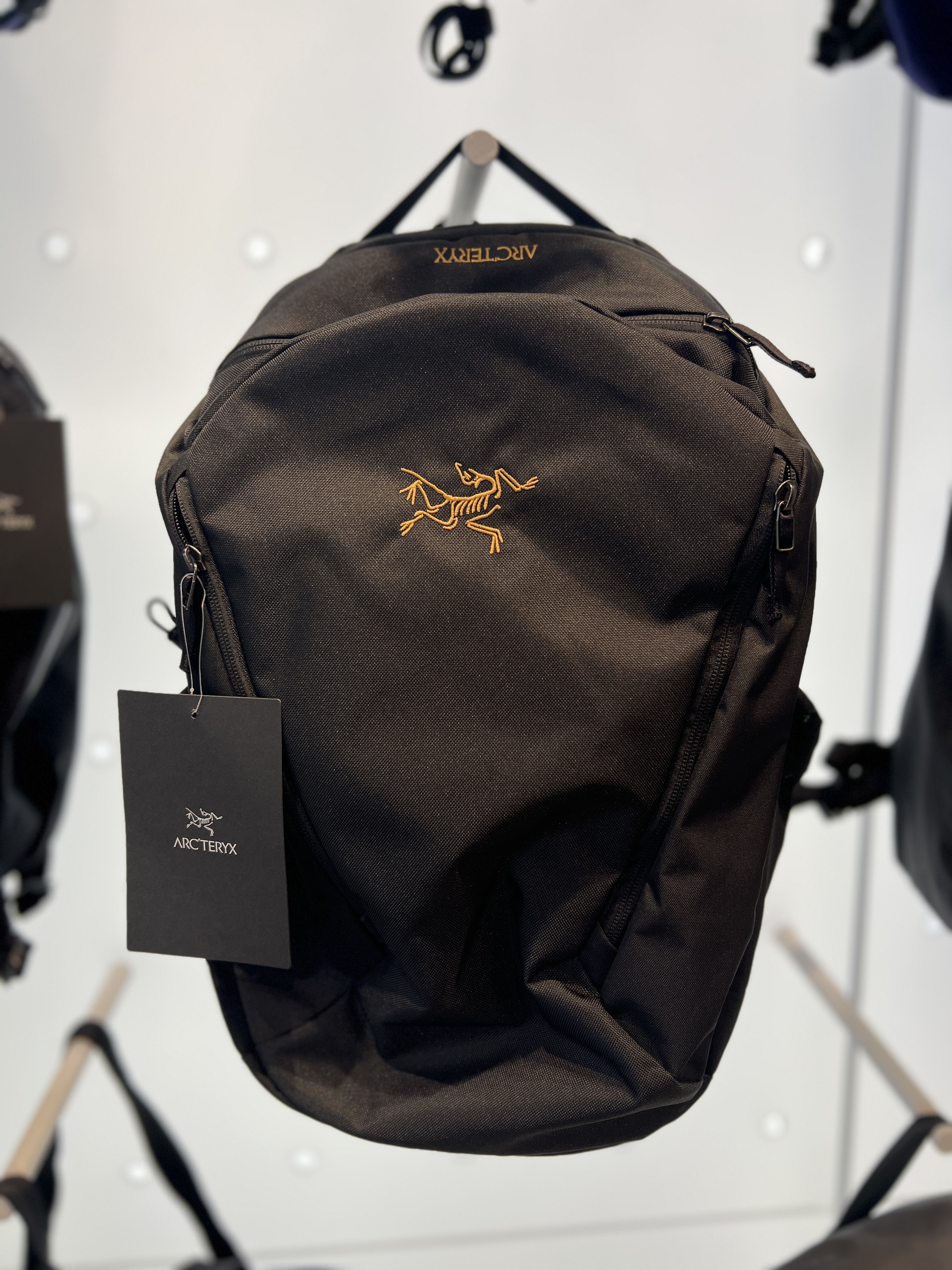 아크테릭스 맨티스 26 백팩 리얼 리뷰