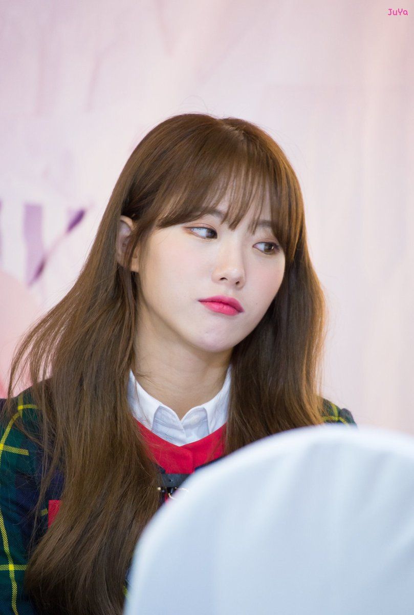 우주소녀 루다 인스타그램 사진 몸매