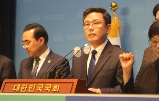 안도걸 프로필 나이 학력 경력 평가