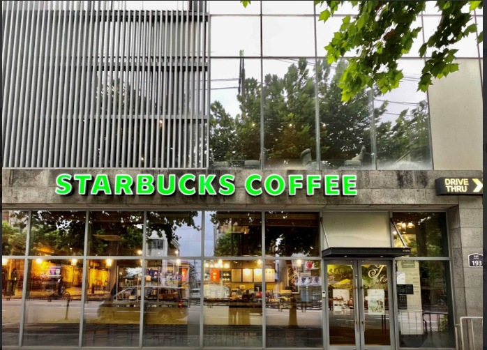 프랜차아즈카페vs개인 카페관련, 프랜차이즈카페 이미지