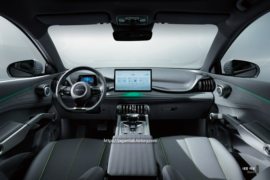 아토 3 블랙 내장 컬러 및 인조가죽 시트
