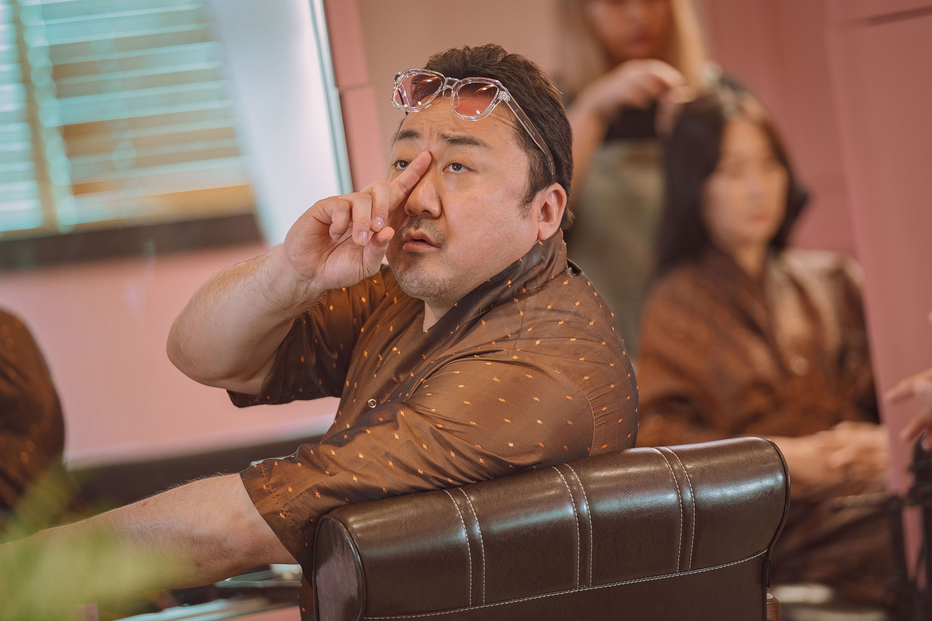 벌써 결말이 궁금한 마동석 영화 압꾸정 - 예고편, 개봉일, 출연자 정경호 오나라 최병모 오연서 - 코미디 영화, 영화줄거리, 영화예고편, 신작영화, 2022년 개봉작품