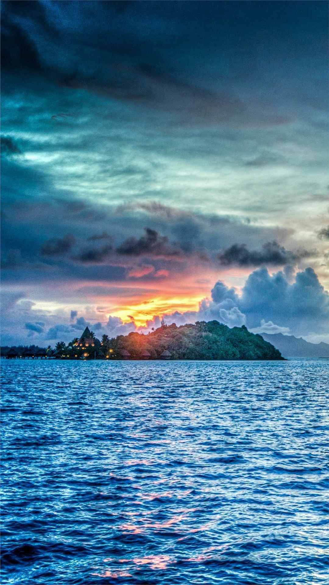 iPhone Wallpaper