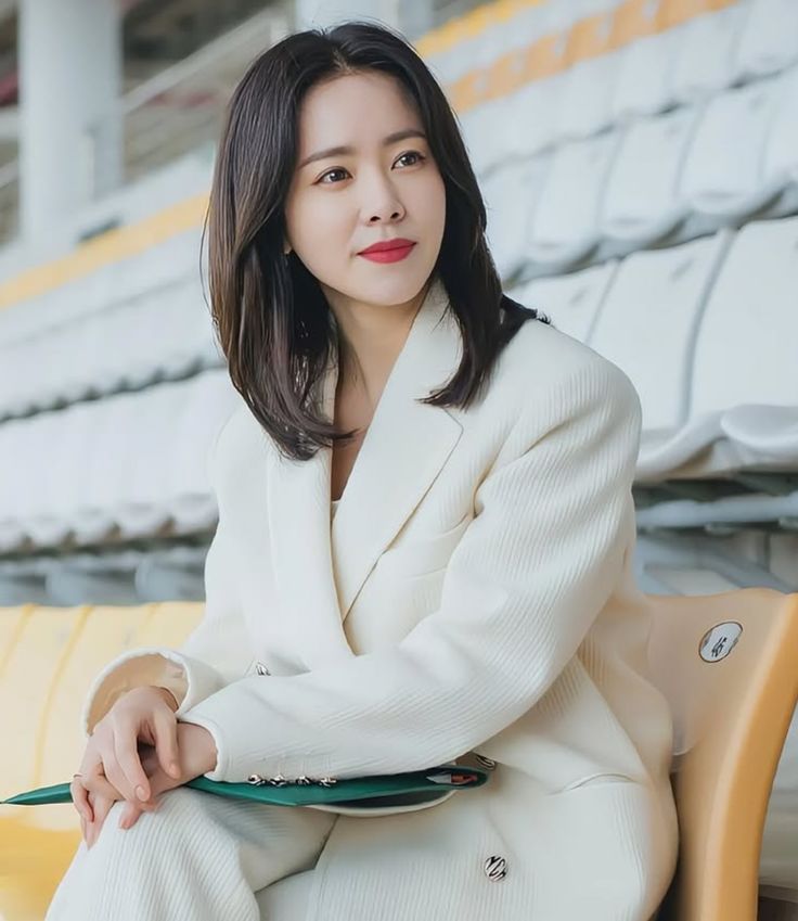 한지민 프로필 나이 남자친구 출생지 MBTI 데뷔 키 몸무게