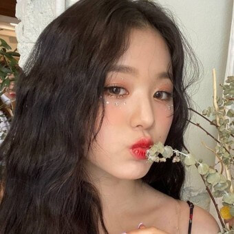 올해의 검색어-순위-케이팝 가수-3위 장원영