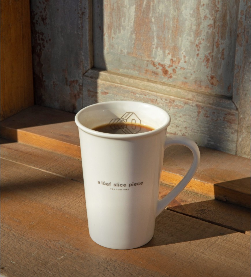 경기도 광주 카페 추천, 어로프 슬라이스 피스에서 뜀틀빵과 커피 꼭 먹어야 하는 이유