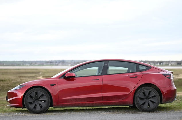 혁신을 이끈 테슬라