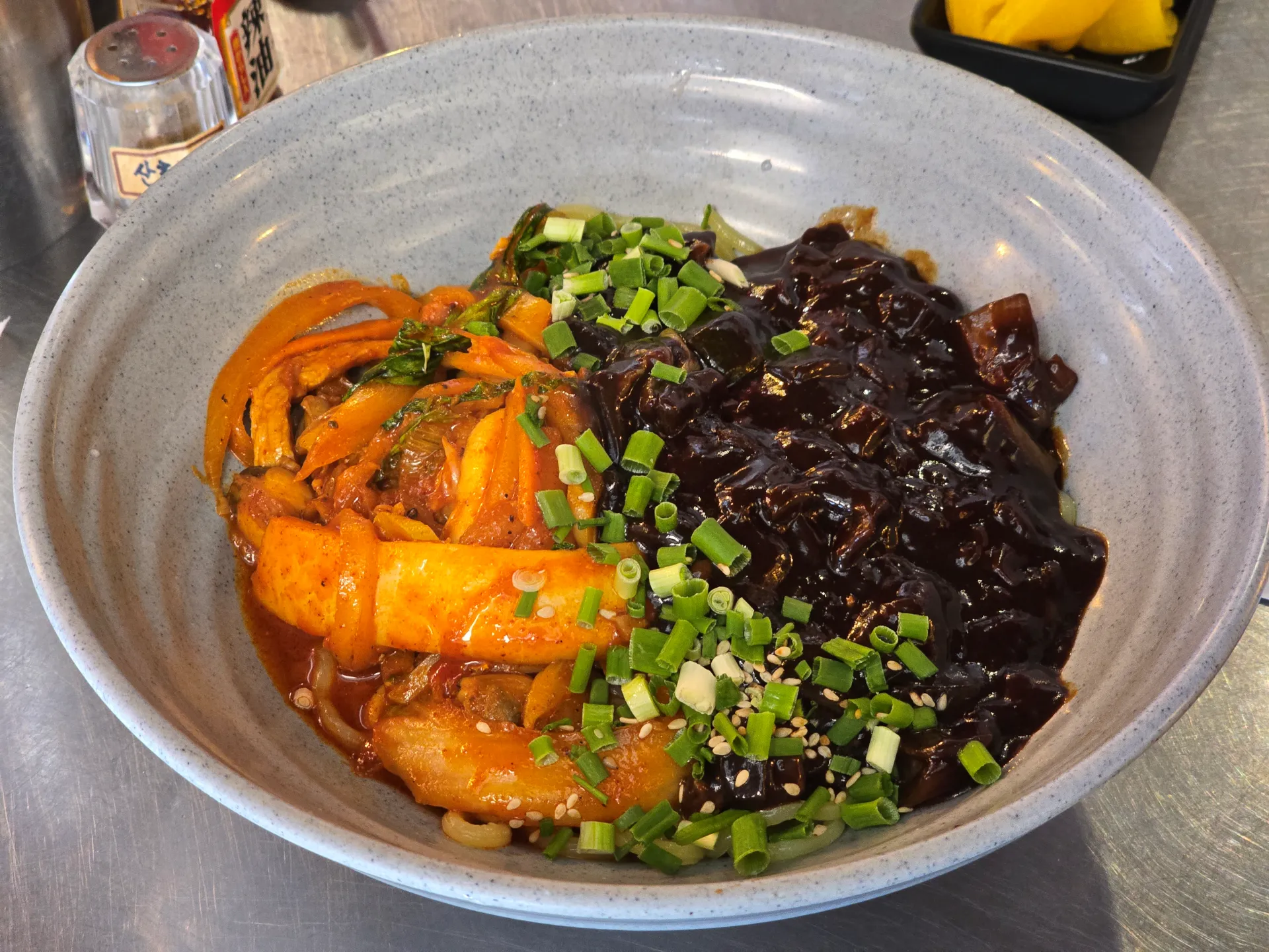 비빔짬짜면 비주얼