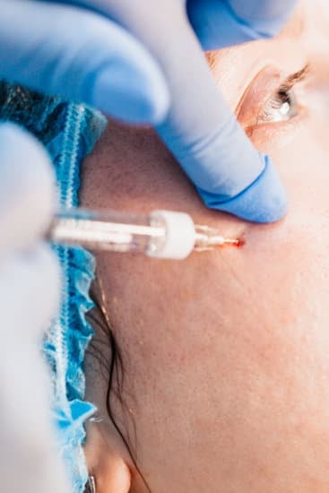 윤곽주사 (Contour Injection)