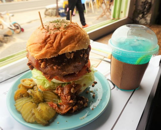 제주 우도 수제버거 '하하호호'