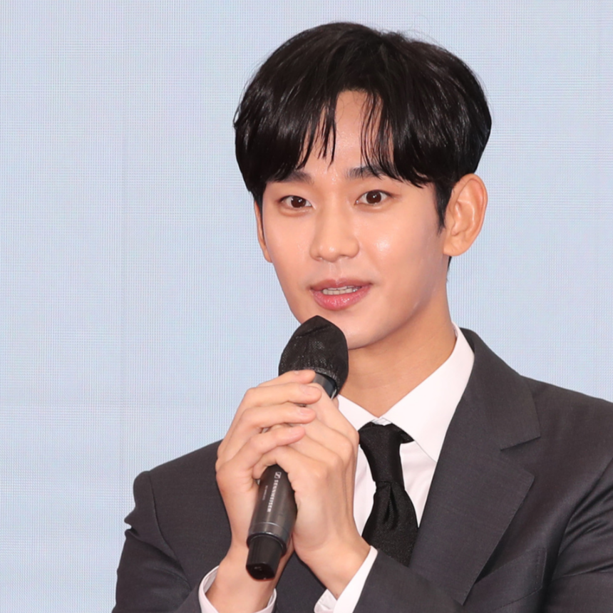 김수현·김새론, 열애설부터 충격적인 비보까지 - 사실과 루머 총정리