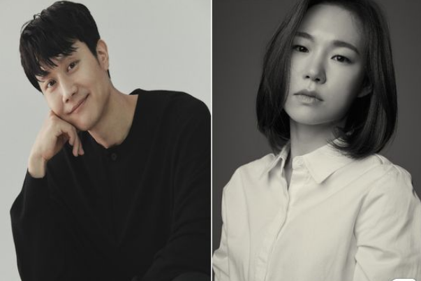 왼쪽 정우 오른쪽 한예리 사진