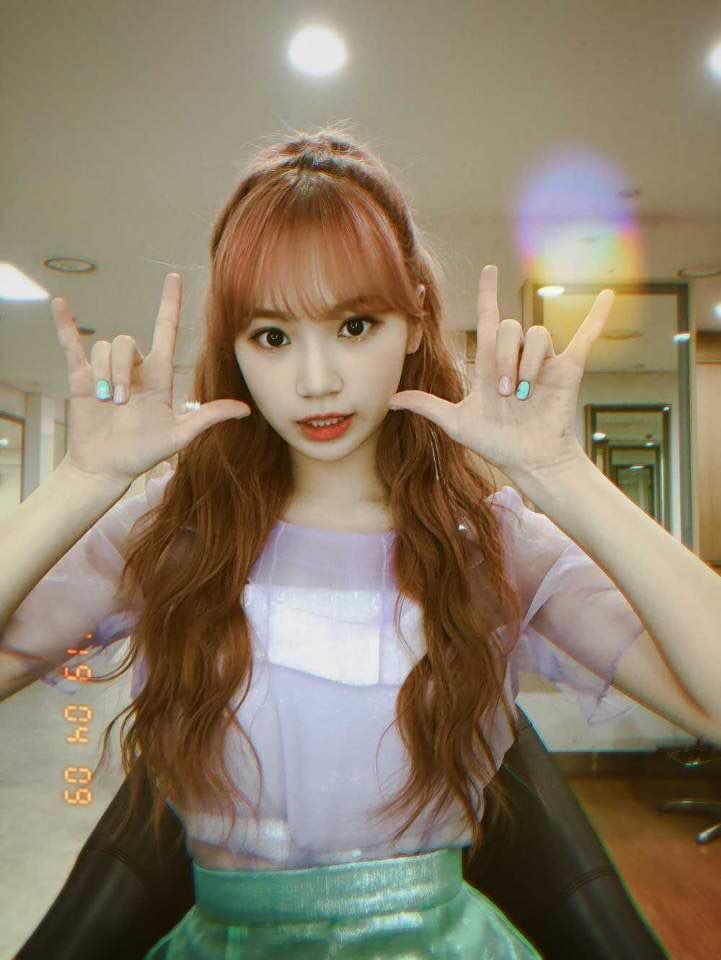 김채원 사진 모음 김채원 사진 모음